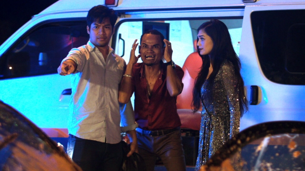 ảnh poster phim Anh chàng sợ ma (Zaara)