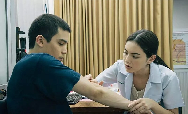 ảnh poster phim Bắt Cóc Trái Tim (Heart Attack - Freelance)