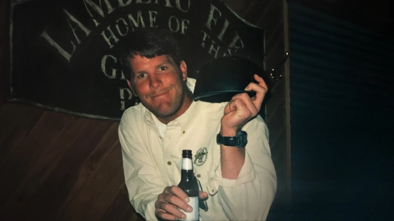 ảnh poster phim Bí mật giới thể thao: Favre sa ngã (Untold: The Fall of Favre)