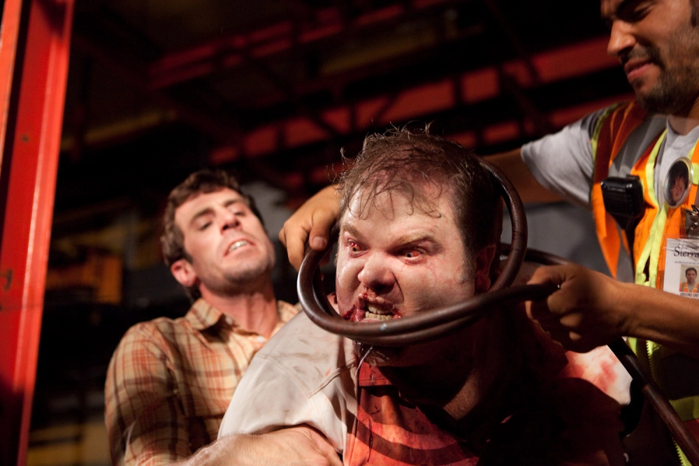 ảnh poster phim Cách Ly 2 (Quarantine 2: Terminal)