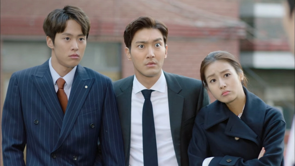 ảnh poster phim Cách Mạng Tình Yêu (Revolutionary Love)