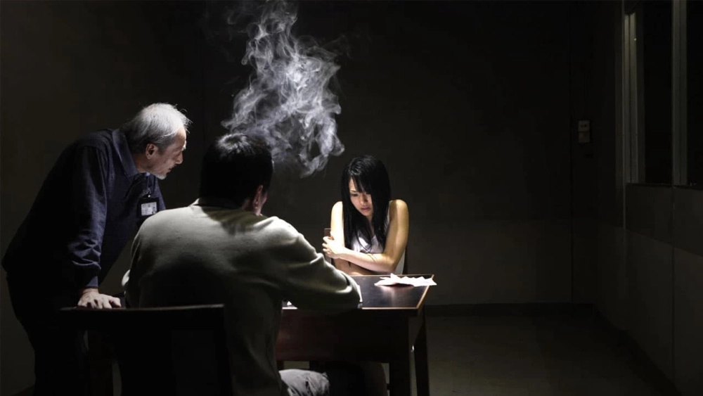 ảnh poster phim Cái chết kẻ phục thù (Revenge: A Love Story)