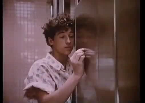 ảnh poster phim Can't Buy Me Love