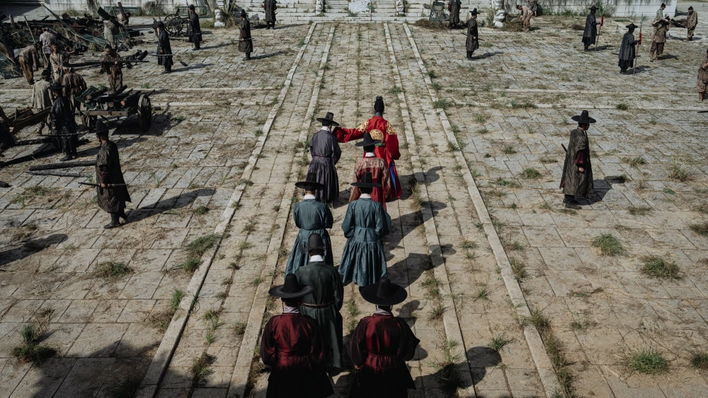 ảnh poster phim Chiến tranh, loạn lạc (Uprising)