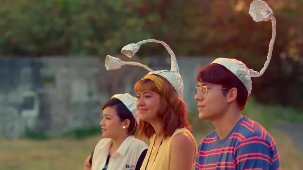 ảnh poster phim Cô gái dị ứng Wi-Fi (The Girl Allergic to Wi-Fi)