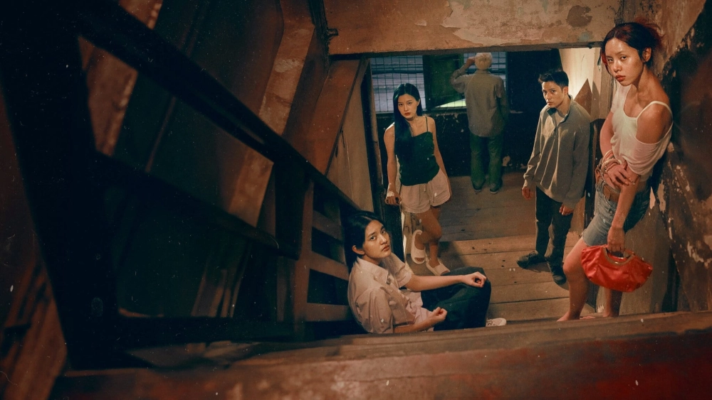 ảnh poster phim Cuộc Sống Màu Đỏ (RedLife)