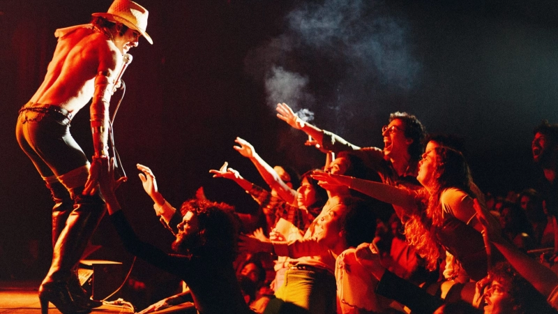 ảnh poster phim Dòng máu Latinh – Bản ballad của Ney Matogrosso (Latin Blood – The Ballad of Ney Matogrosso)