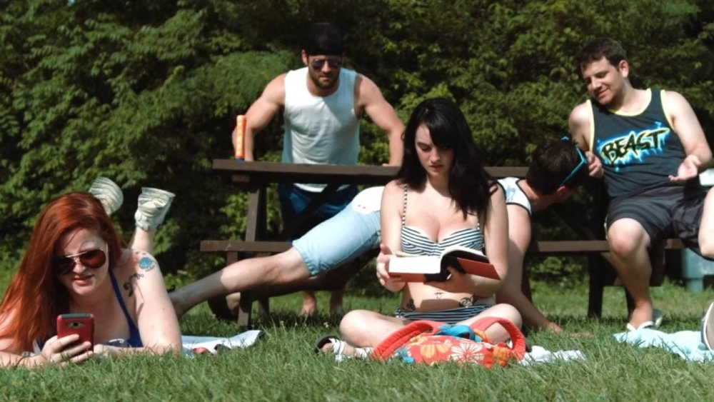 ảnh poster phim Don't Fuck in the Woods 2