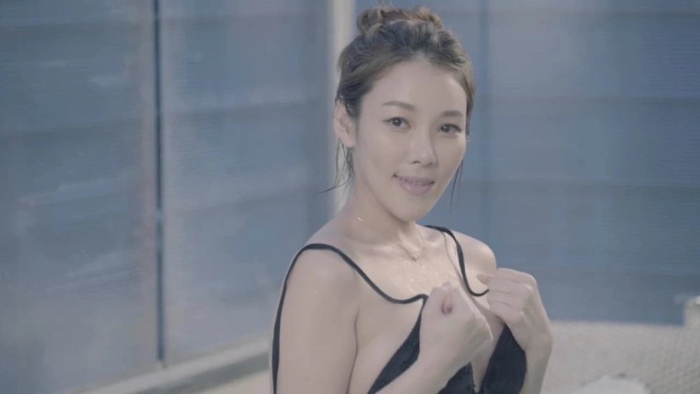 ảnh poster phim Em Không Còn Ngây Thơ (Jin Joo Loss Of Innocence)