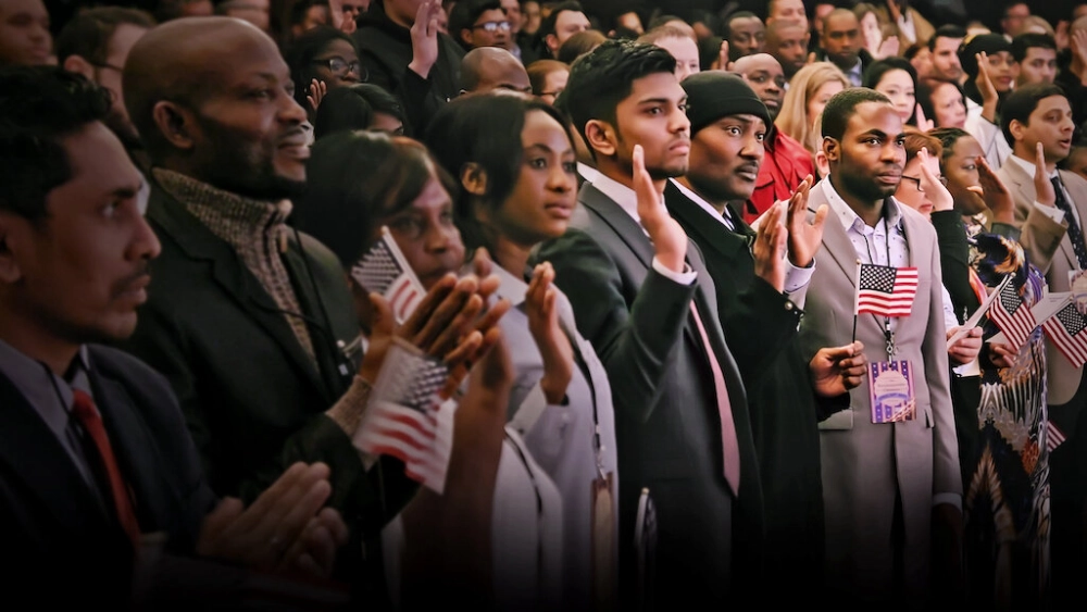 ảnh poster phim Giấc mơ Mỹ - Một, từ nhiều (Out of Many, One)