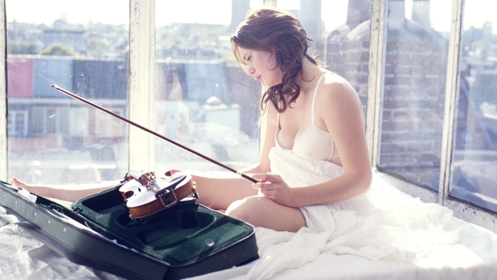 ảnh poster phim Giai Điệu Gợi Tình (LelleBelle)