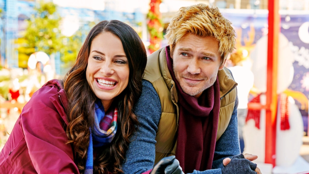 ảnh poster phim Giáng sinh bên nhau (Too Close for Christmas)