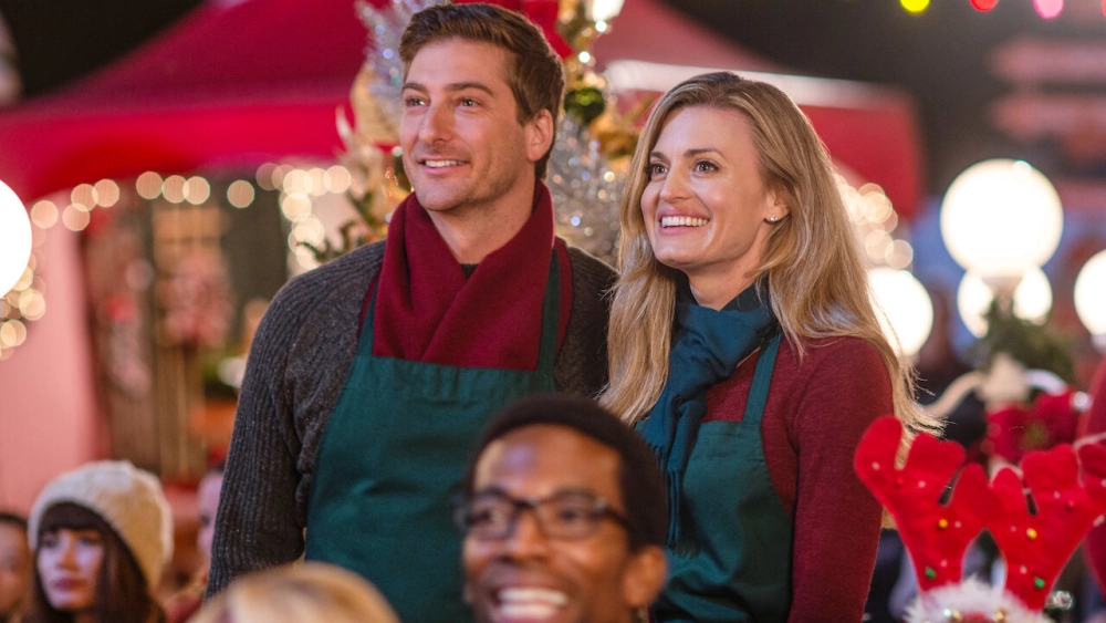 ảnh poster phim Giáng sinh tràn yêu thương (Christmas in Love)