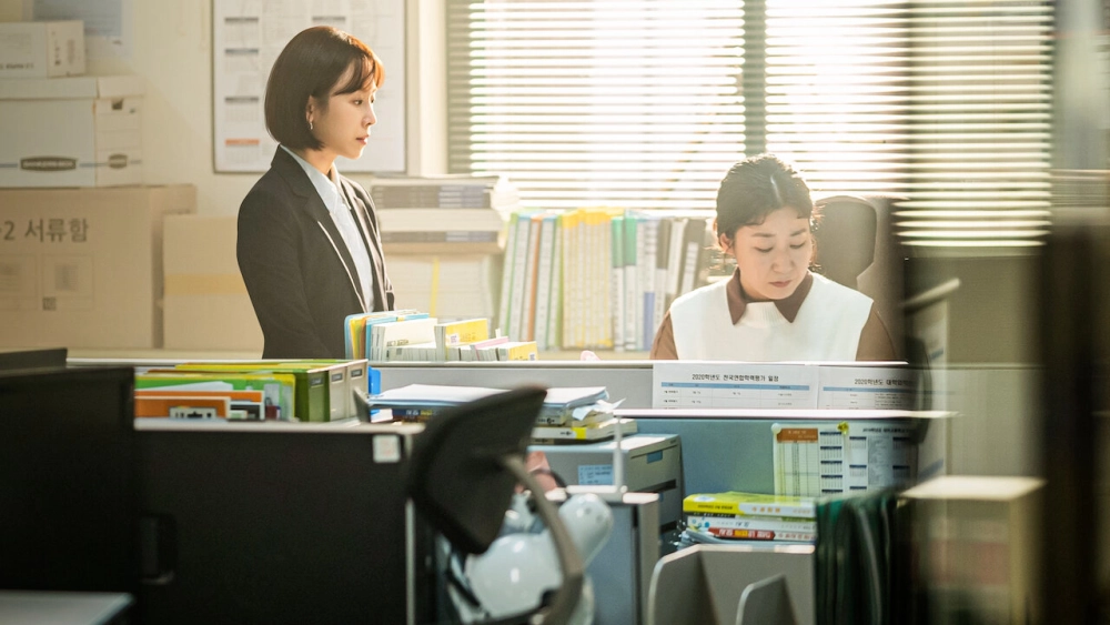 ảnh poster phim Hắc cẩu (Black Dog)