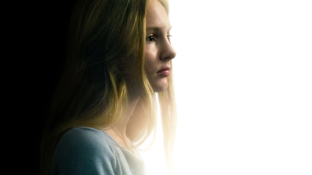 ảnh poster phim Hãy chăm sóc Maya (Take Care of Maya)