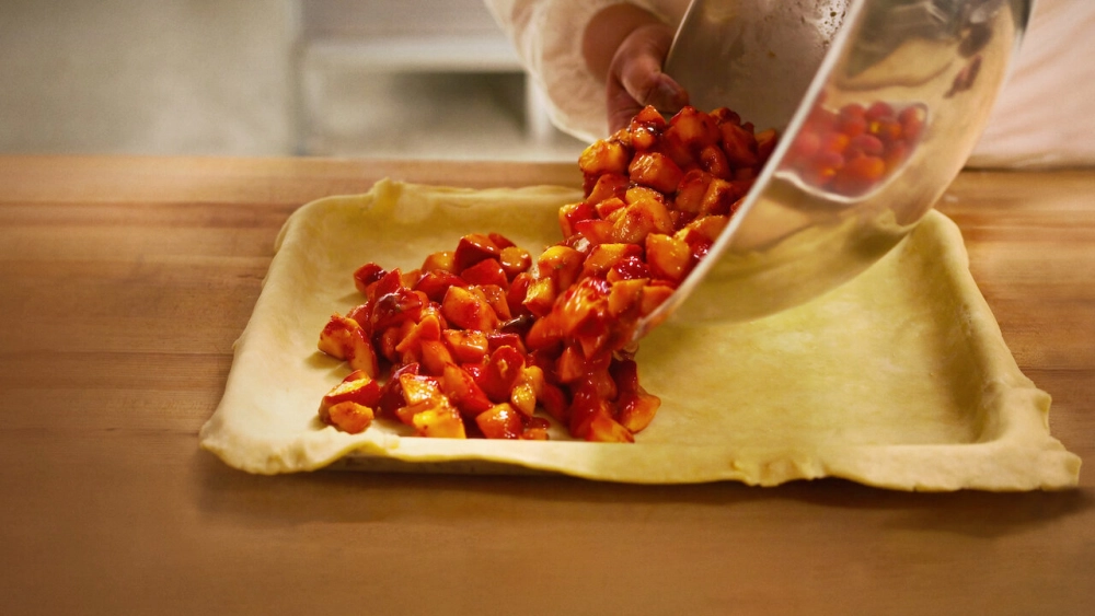 ảnh poster phim High on the Hog: Ẩm thực Mỹ gốc Phi đã thay đổi Hoa Kỳ như thế nào (Phần 2) (High on the Hog: How African American Cuisine Transformed America (Season 2))