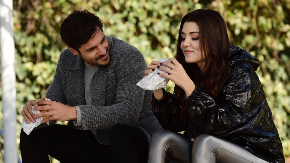 ảnh poster phim Hội Nhẫn (Halka)