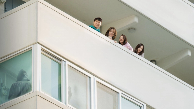 ảnh poster phim Holmes Của Khu Phố (Salon De Holmes)