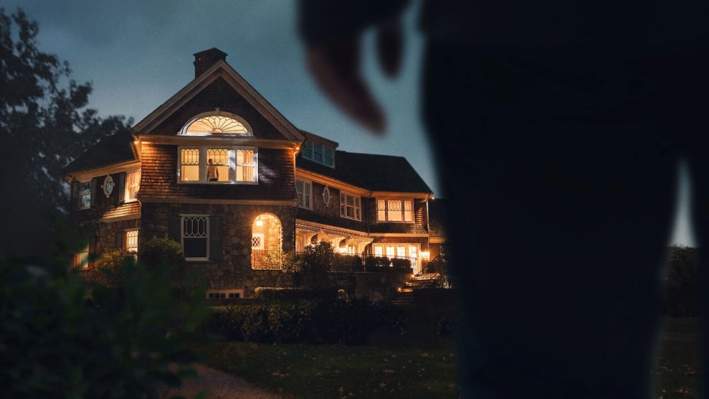 ảnh poster phim Kẻ theo dõi (The Watcher)