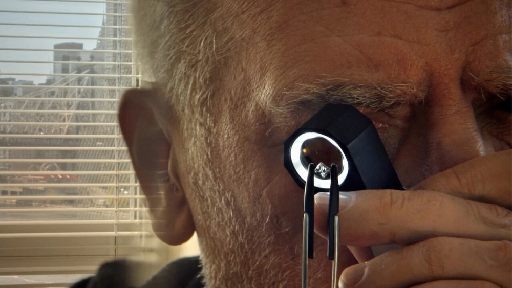 ảnh poster phim Kim cương chẳng phải vĩnh hằng (Nothing Lasts Forever)