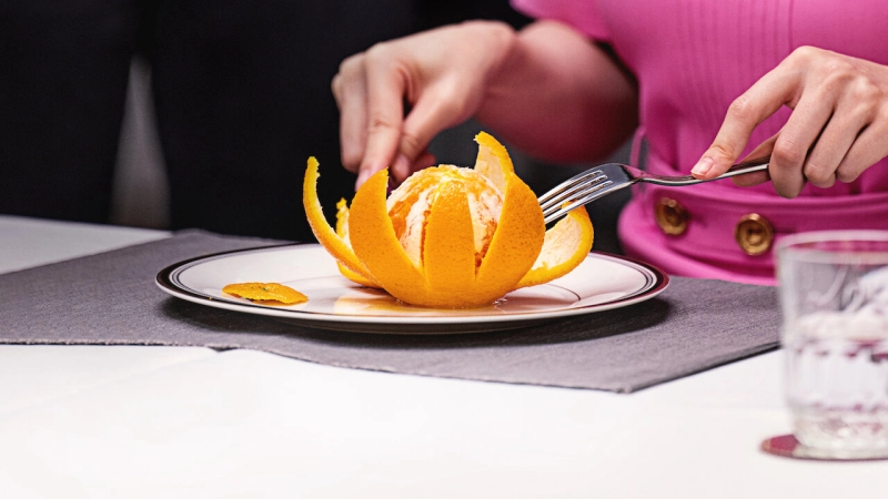 ảnh poster phim Lưu ý hành xử (Mind Your Manners)