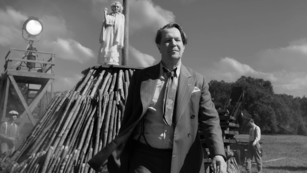 ảnh poster phim MANK