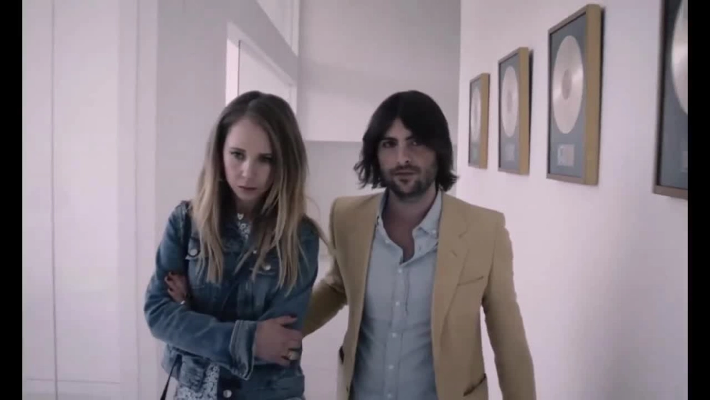 ảnh poster phim Mất Liên Lạc (Lost Transmissions)