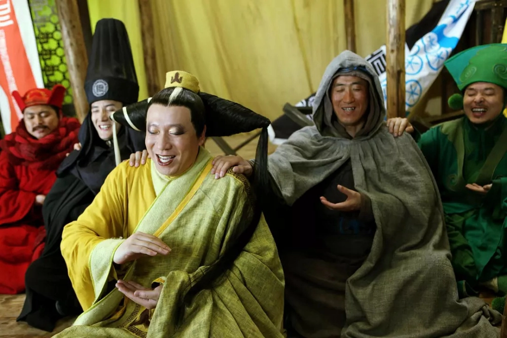 ảnh poster phim Mr. & Mrs. Incredible