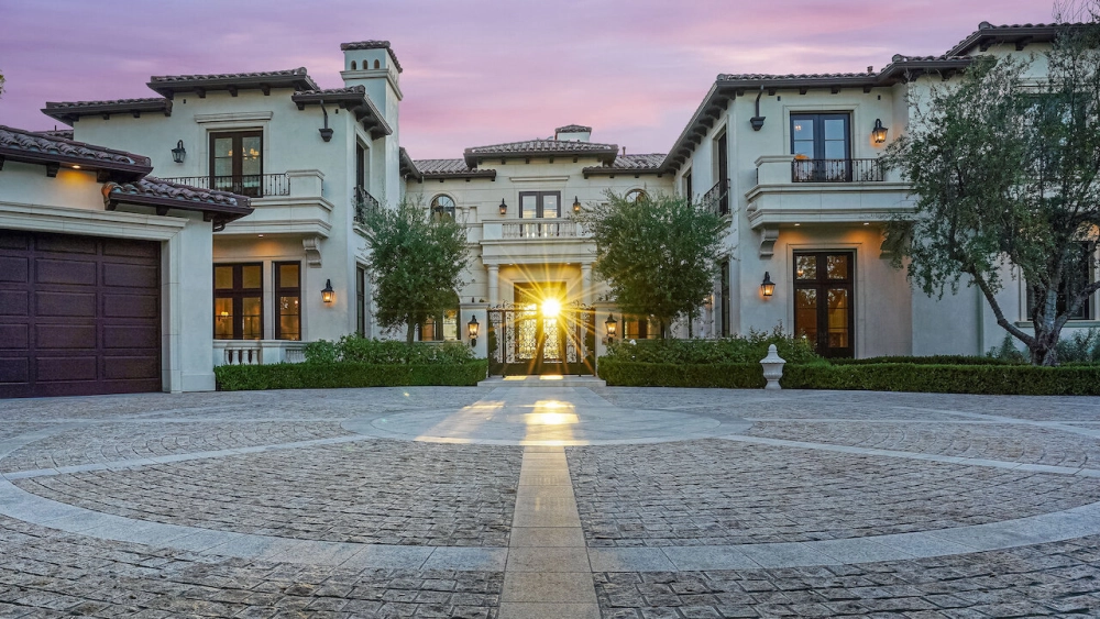 ảnh poster phim Mua Beverly Hills (Buying Beverly Hills)