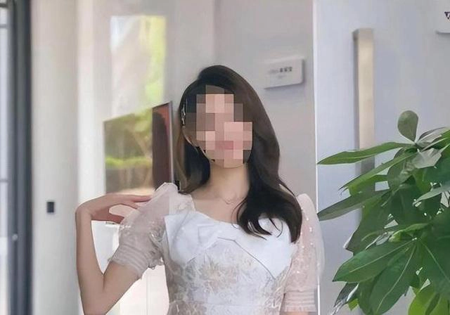 ảnh poster phim Người Vợ Cao Cả (몸빵녀)