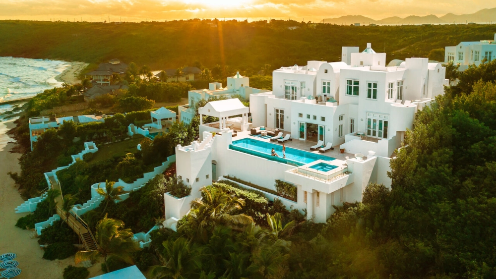 ảnh poster phim Những nhà nghỉ tuyệt vời nhất thế giới (Phần 2) (The World's Most Amazing Vacation Rentals (Season 2))