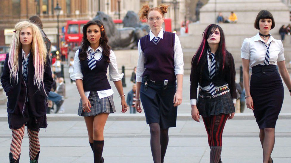 ảnh poster phim Nữ Sinh Siêu Quậy (St. Trinian's)