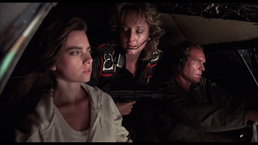 ảnh poster phim Scarecrows