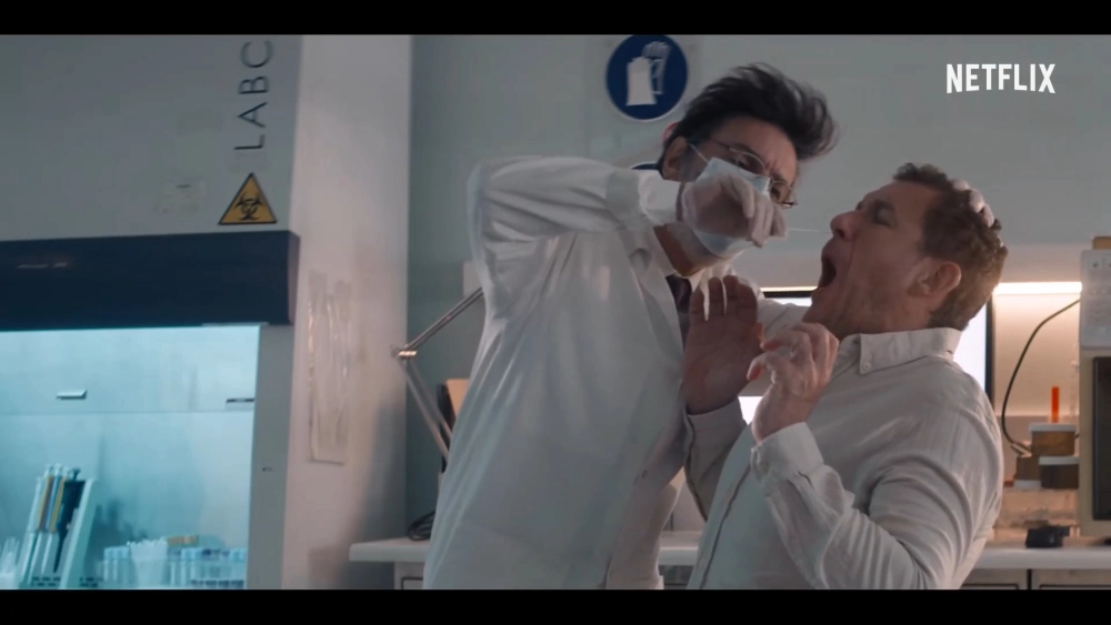 ảnh poster phim Số 8 đường Nhân Đạo (Stuck Together)