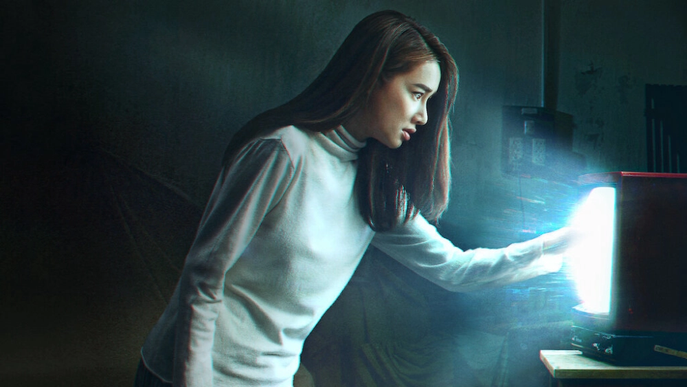 ảnh poster phim Song song (Glitch)