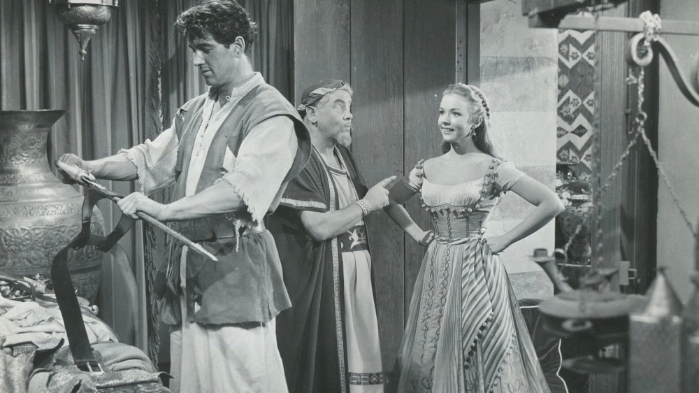 ảnh poster phim Thanh Gươm Hoàng Tộc (The Golden Blade)