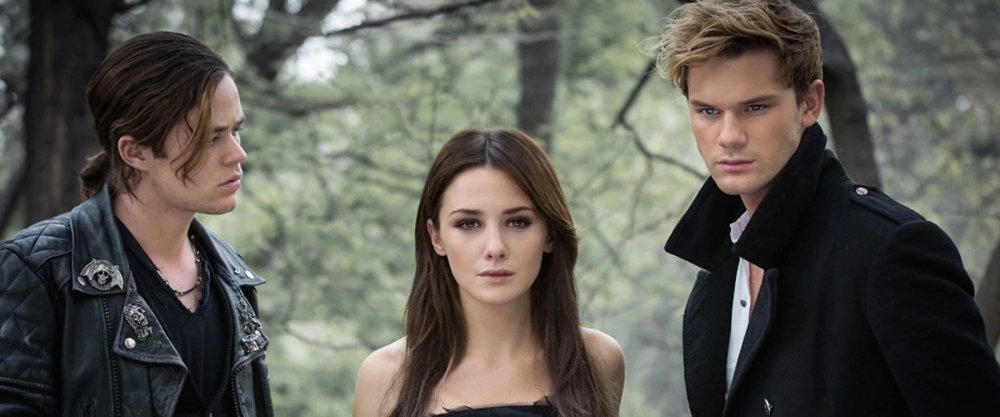 ảnh poster phim Thiên Thần Sa Ngã (Fallen)