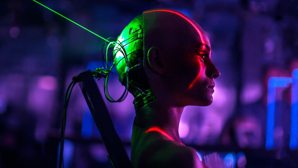 ảnh poster phim Tốt hơn con người (Better Than Us)