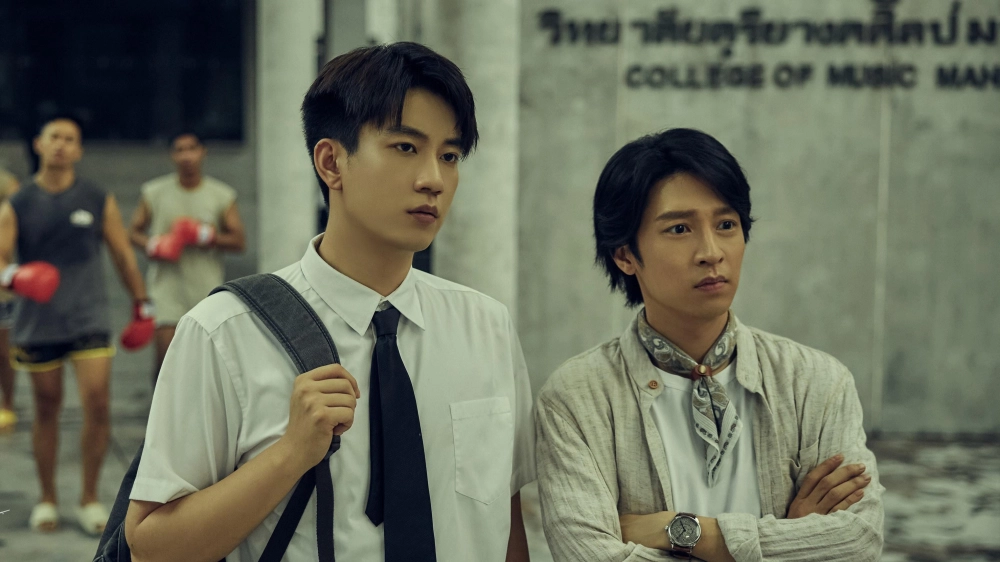 ảnh poster phim Trên Đống Tro Tàn (The Embers)