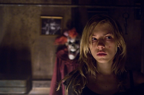 ảnh poster phim Trò Tiêu Khiển (Amusement)