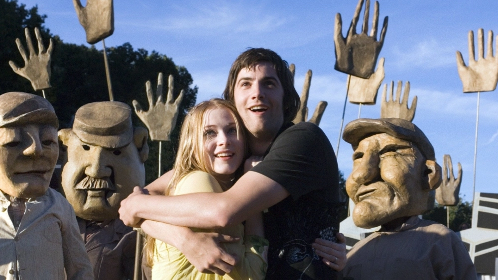 ảnh poster phim Vượt Dải Ngân Hà (Across the Universe)