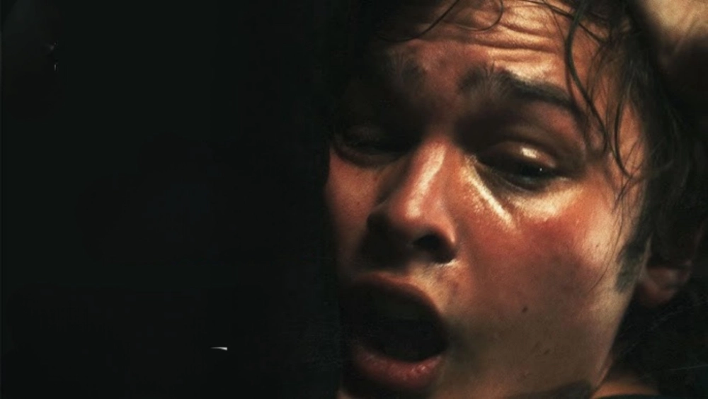 ảnh poster phim Chảy máu