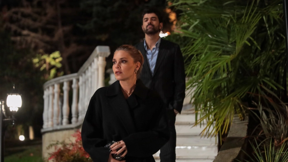 ảnh poster phim Old Money