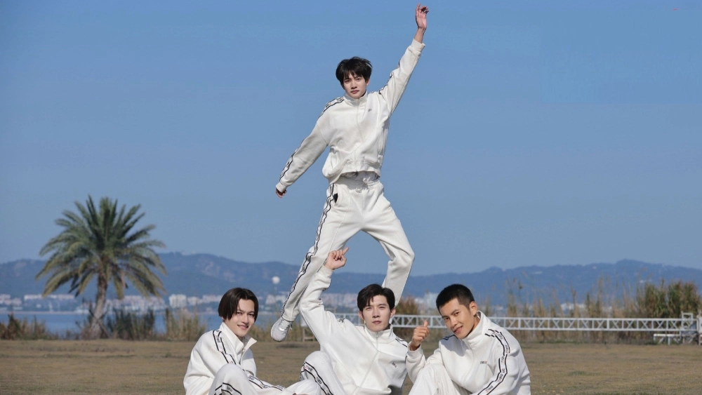 ảnh poster phim Tôi Không Nghĩ Về Bất Cứ Điều Gì Khi Tôi Chạy