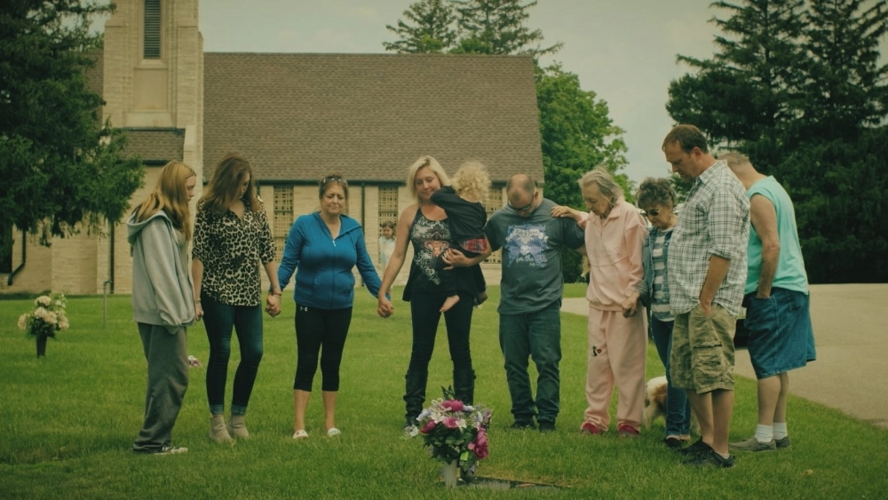 ảnh poster phim Bị Bắt Cùng Nhau: Ai Đã Giết Lyric Và Elizabeth?