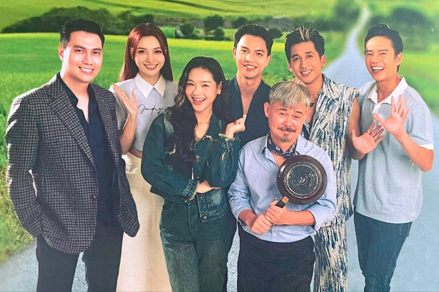 ảnh poster phim Những Nẻo Đường Gần Xa