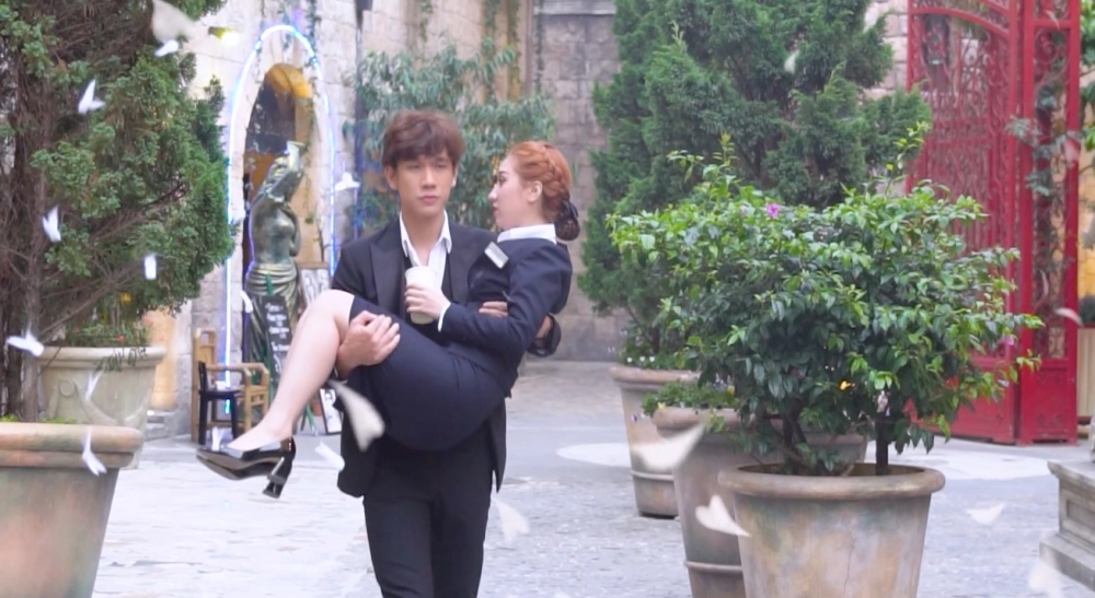 ảnh poster phim Chuyện Tình Nàng Tiên Cá