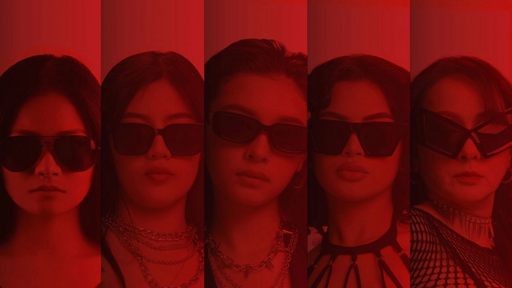 ảnh poster phim Ekis