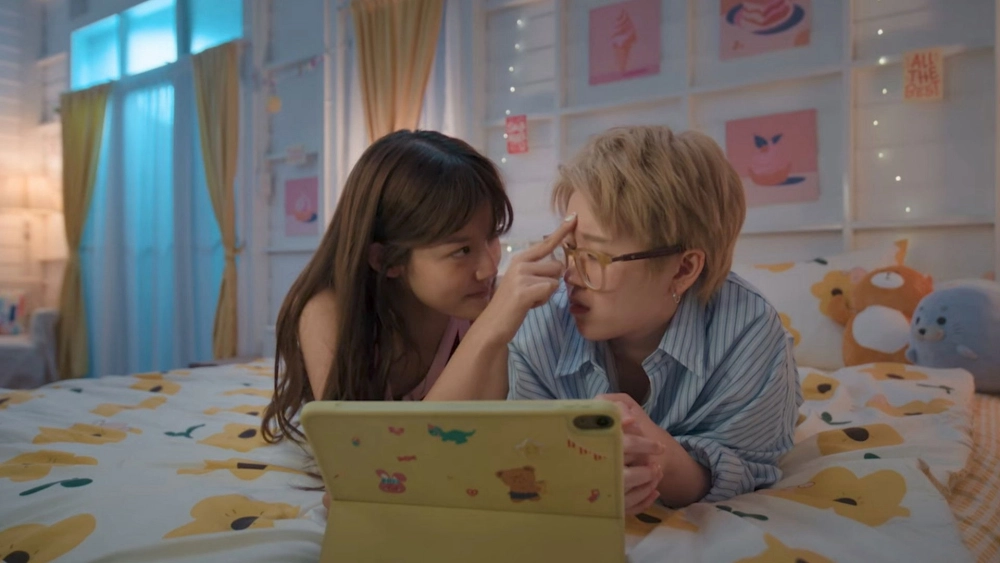 ảnh poster phim Phải Lòng Thiên Thần