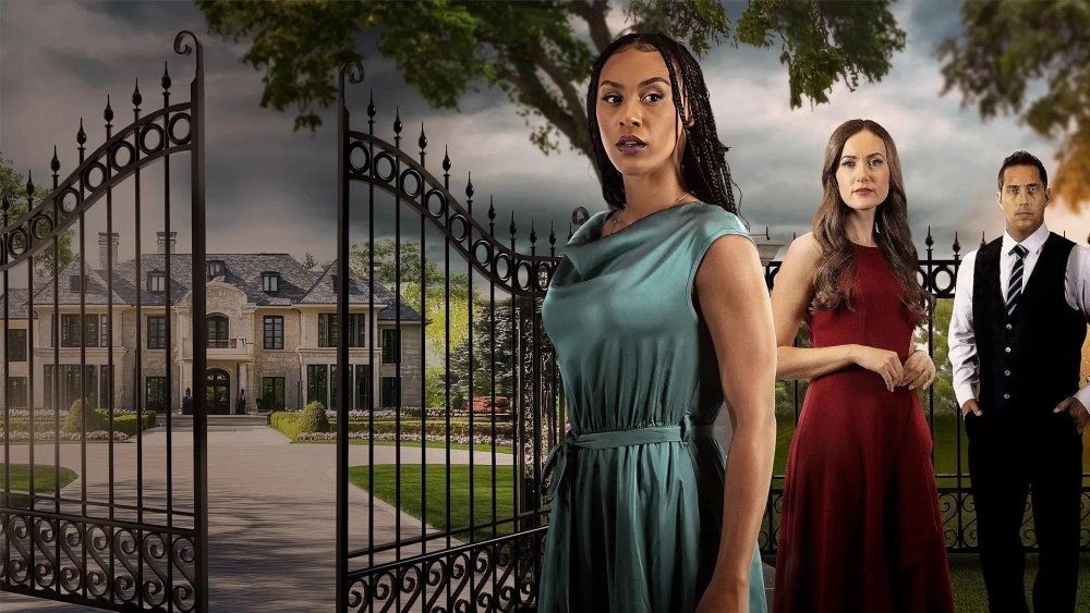 ảnh poster phim The Nanny Sees All